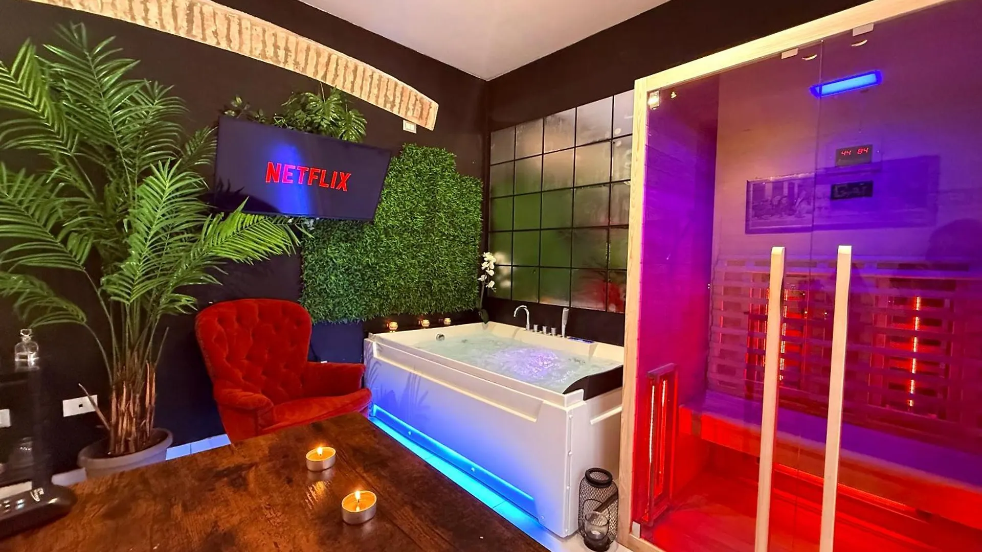 Ama Esclusive Spa Madama Ferrara Italia